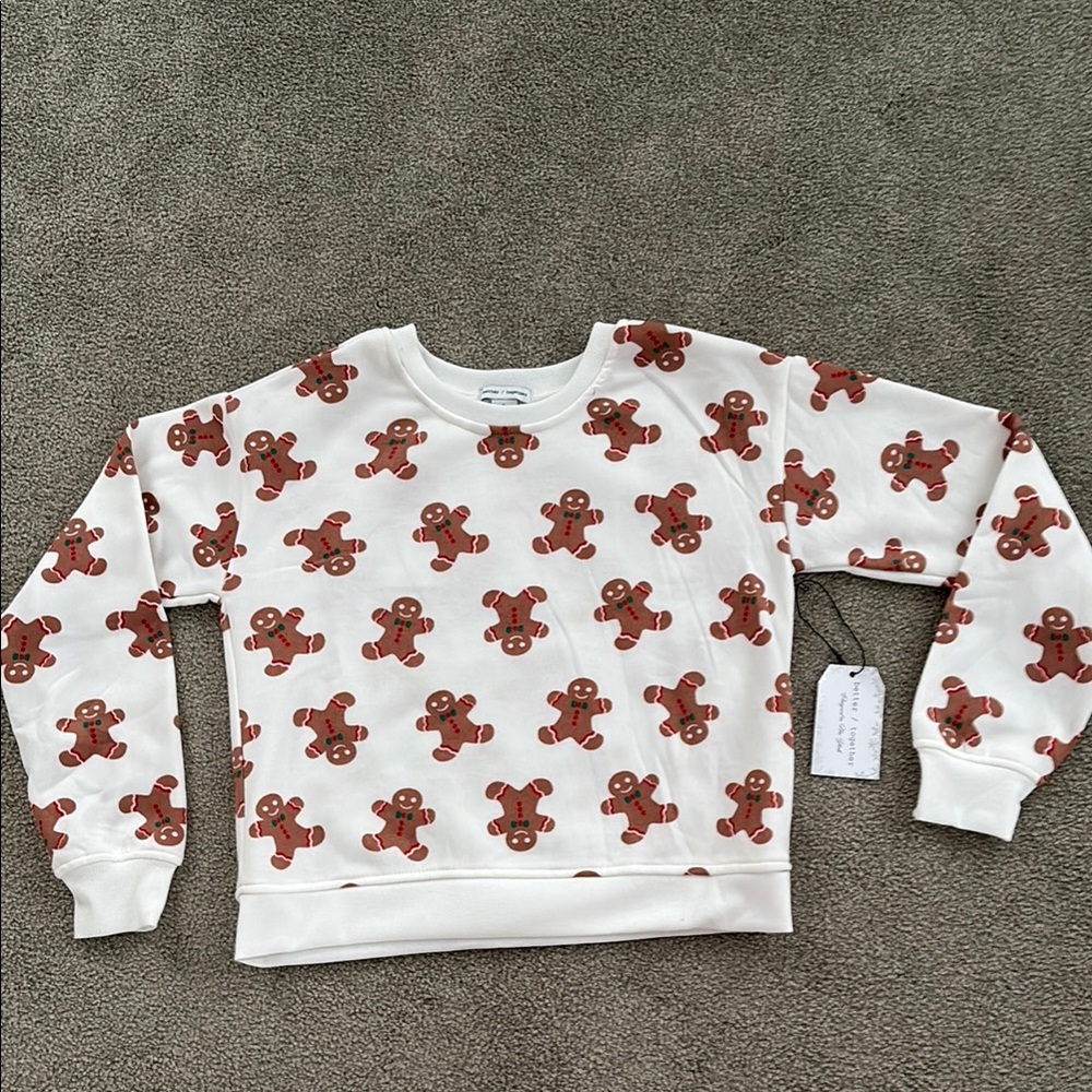 Gingerbread fleece PJs—never been worn size small.